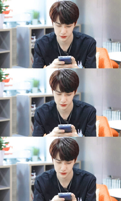 班主任哭着说不能再深了作文