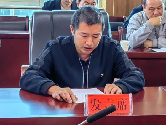 动漫生孩子海报