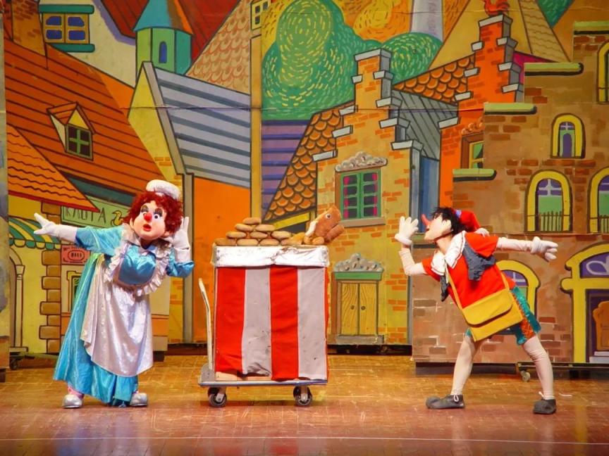 看片狂人官网 官网个性化推荐等深度服务海报